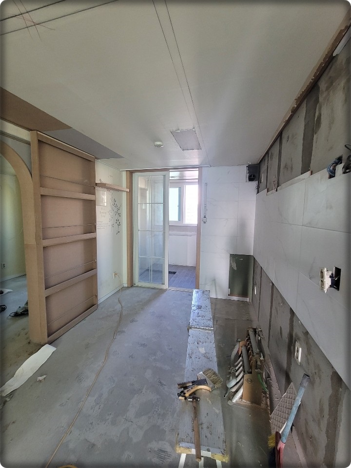 /user/p/premiumfilm/editor/2407/d2576673fb5d40c7f870cbb811e207ec_1722146072_5597.jpg 이미지크게보기